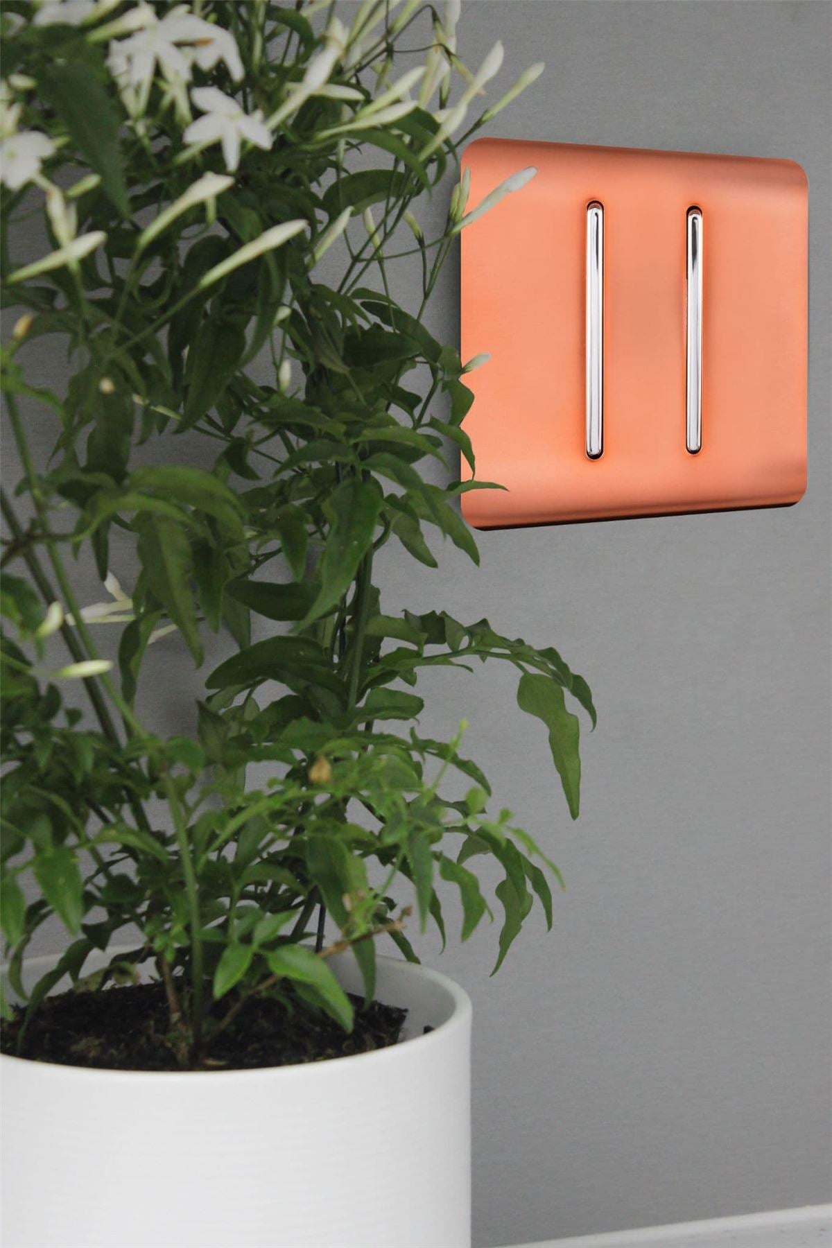 Trendi Switch 2 Gang Rocker Light Switch (1x 1 or 2 way & 1x Intermediate)in Copper